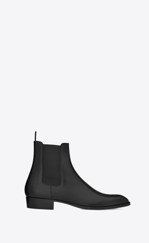 YSL Wyatt Chelsea Boots In Smooth Leather Black | MIFZV9850